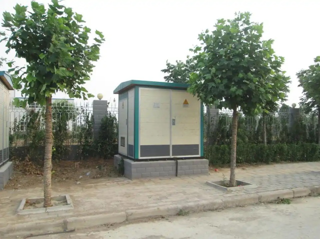 伊犁1000KVA欧式箱式变压器